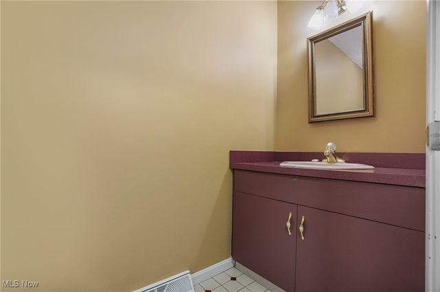 1094 San Raphael Drive, Bath, OH 44333