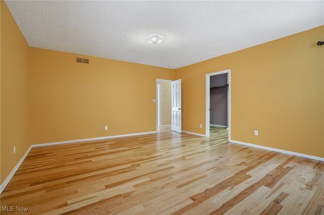 1094 San Raphael Drive, Bath, OH 44333