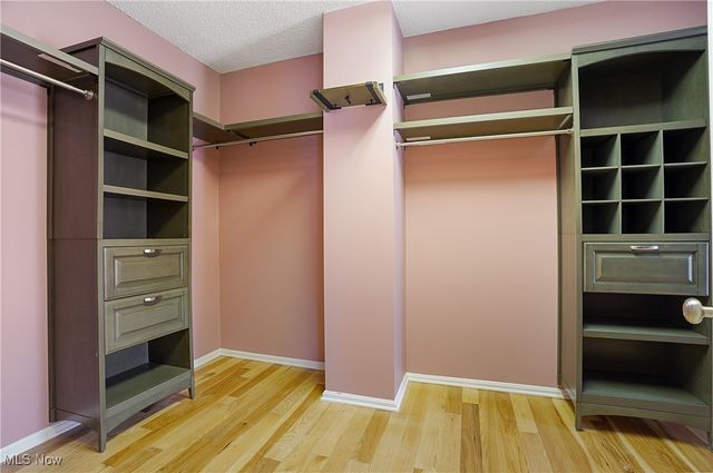 1094 San Raphael Drive, Bath, OH 44333