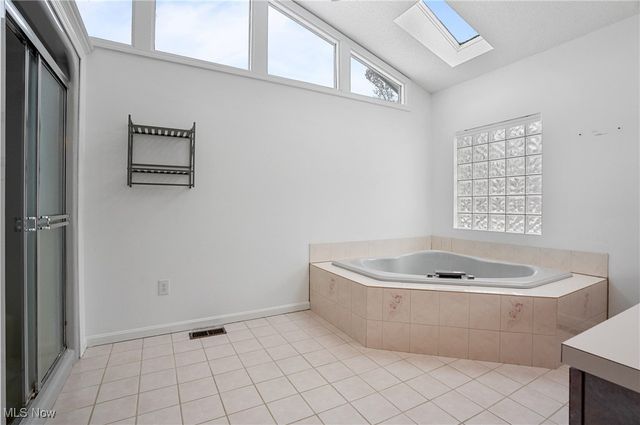 1094 San Raphael Drive, Bath, OH 44333