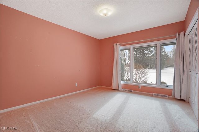 1094 San Raphael Drive, Bath, OH 44333