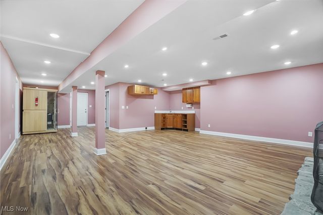 1094 San Raphael Drive, Bath, OH 44333