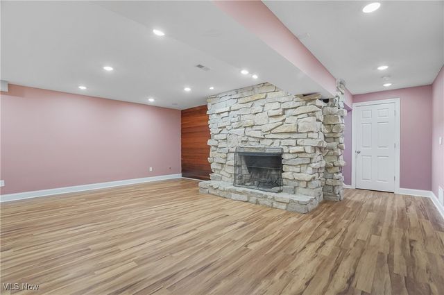 1094 San Raphael Drive, Bath, OH 44333