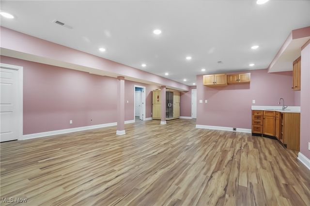 1094 San Raphael Drive, Bath, OH 44333