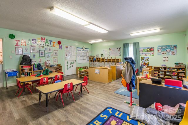 547 N Oakland Avenue, Statesville, NC 28677