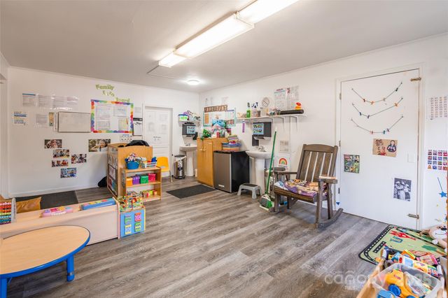 547 N Oakland Avenue, Statesville, NC 28677