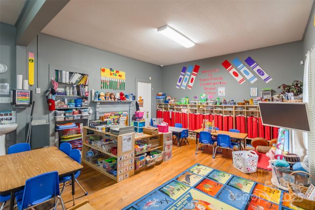 547 N Oakland Avenue, Statesville, NC 28677