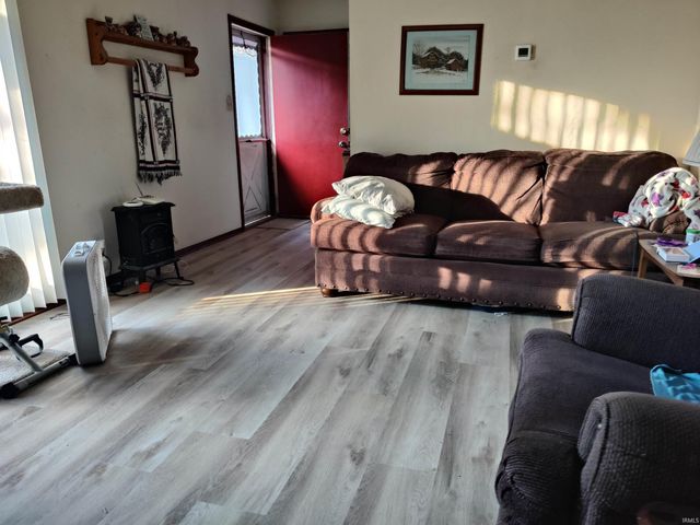 200 W Charter Drive, Muncie, IN 47303