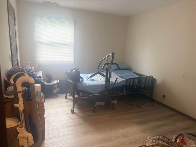200 W Charter Drive, Muncie, IN 47303