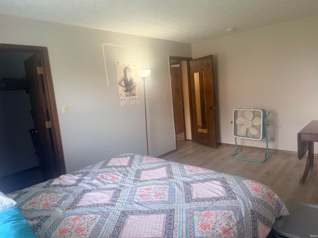 200 W Charter Drive, Muncie, IN 47303