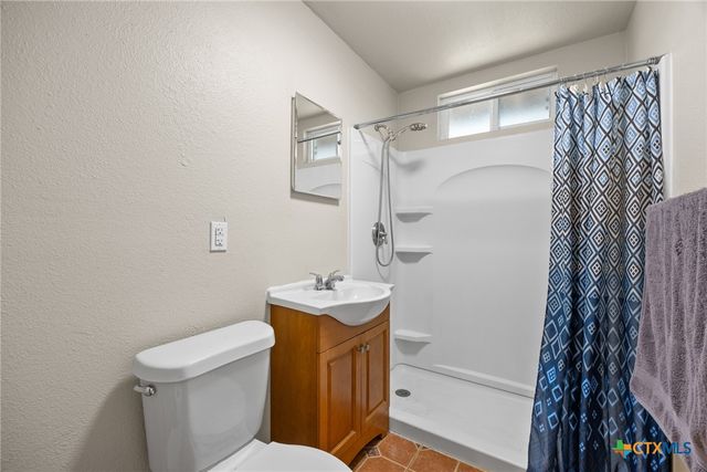 315 Riverwood Drive, Bastrop, TX 78602