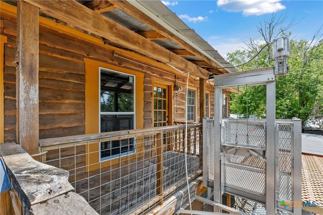 315 Riverwood Drive, Bastrop, TX 78602