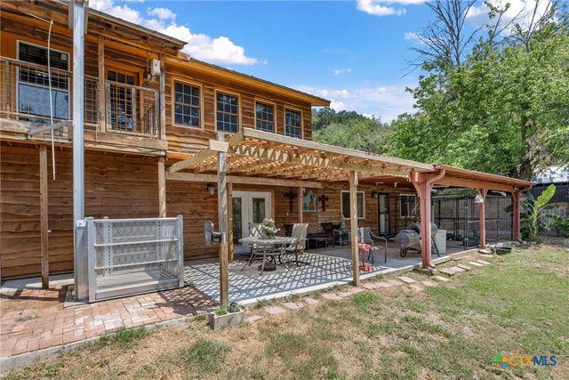 315 Riverwood Drive, Bastrop, TX 78602