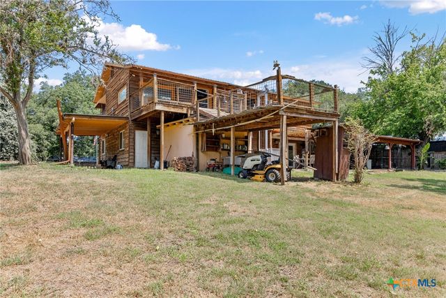 315 Riverwood Drive, Bastrop, TX 78602