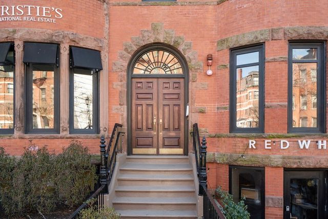 294 Newbury Street 3B, Boston, MA 02115