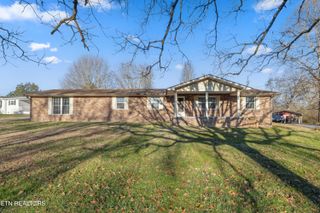 1088 E Wolf Valley Rd, Heiskell, TN 37754