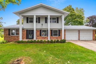 306 COLLE STREET, Luxemburg, WI 54217