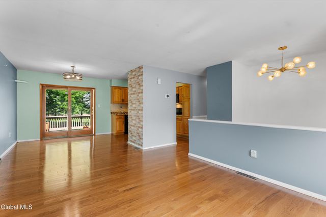 5 Cottontail Lane, Catskill, NY 12414