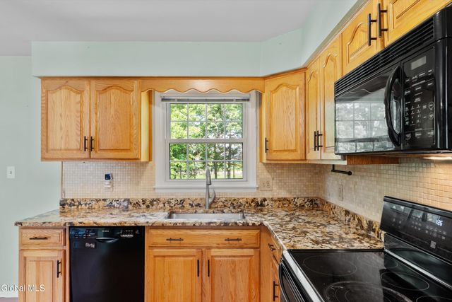 5 Cottontail Lane, Catskill, NY 12414