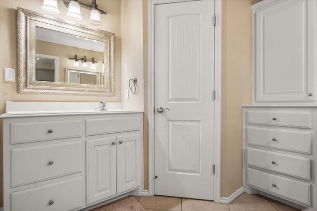 5908 110th Street, Lubbock, TX 79424