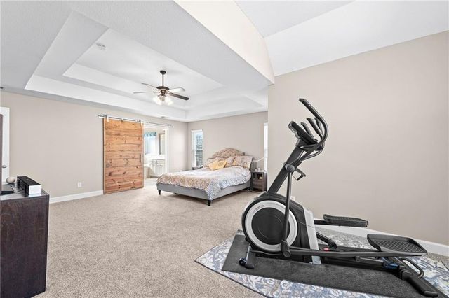 1513 SW Summit Crossing Court, Lee's Summit, MO 64081