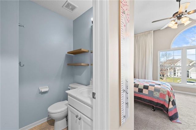 1513 SW Summit Crossing Court, Lee's Summit, MO 64081