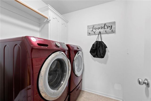 1513 SW Summit Crossing Court, Lee's Summit, MO 64081