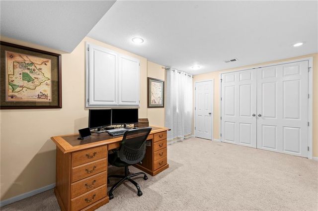 1513 SW Summit Crossing Court, Lee's Summit, MO 64081