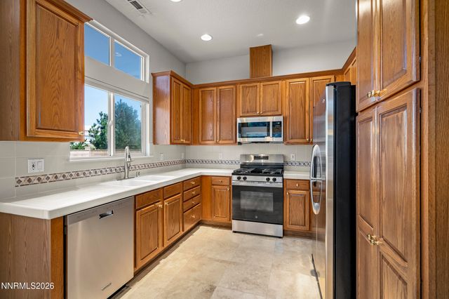 404 Sierra Leaf Circle, Reno, NV 89511