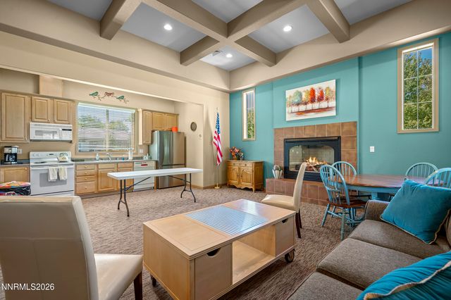 404 Sierra Leaf Circle, Reno, NV 89511