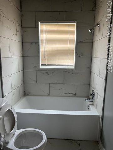 9078 Artesian Street, Detroit, MI 48228