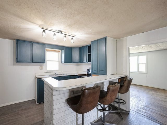 829 N 3rd Avenue E, Newton, IA 50208