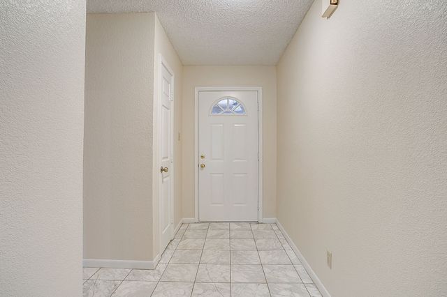 8613 Silver Creek Road, White Settlement, TX 76108