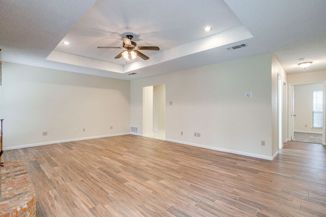 8613 Silver Creek Road, White Settlement, TX 76108