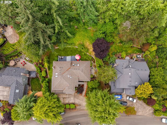 1496 BRAEMAR Dr, West Linn, OR 97068
