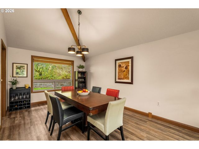 1496 BRAEMAR Dr, West Linn, OR 97068