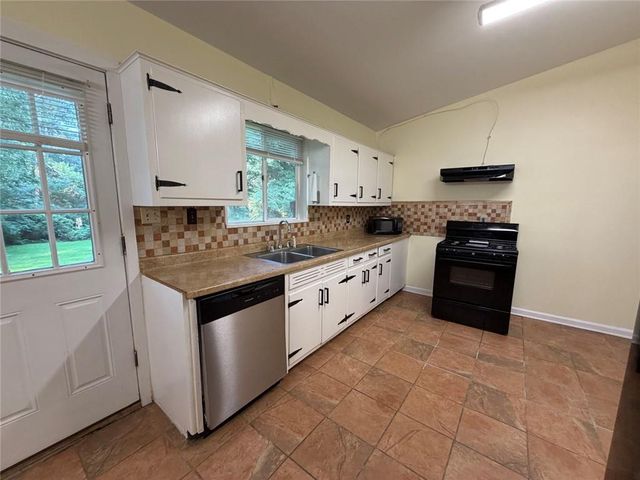 2720 Hollywood Drive, Decatur, GA 30033