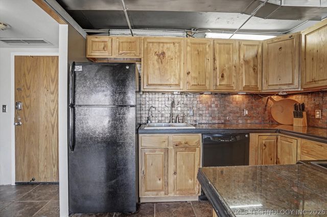 450 W 7th Street 1709, Tulsa, OK 74119