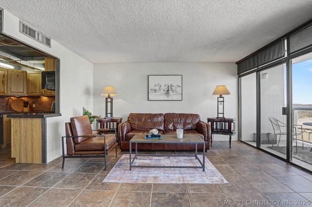 450 W 7th Street 1709, Tulsa, OK 74119