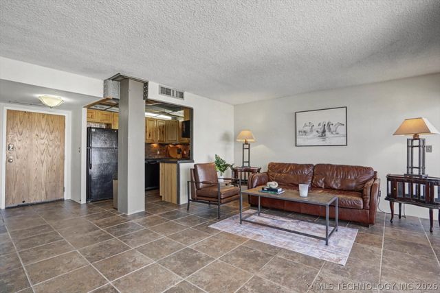 450 W 7th Street 1709, Tulsa, OK 74119