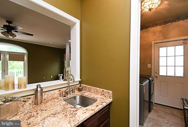 1630 POTTER DR, Pottstown, PA 19464