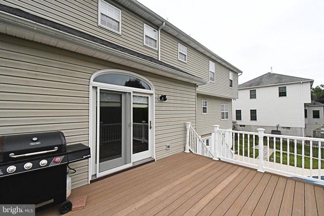 1630 POTTER DR, Pottstown, PA 19464