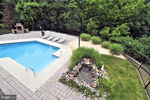 1630 POTTER DR, Pottstown, PA 19464