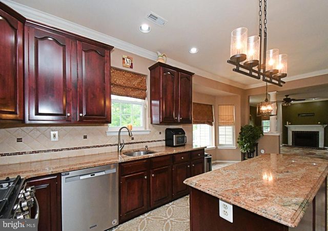1630 POTTER DR, Pottstown, PA 19464