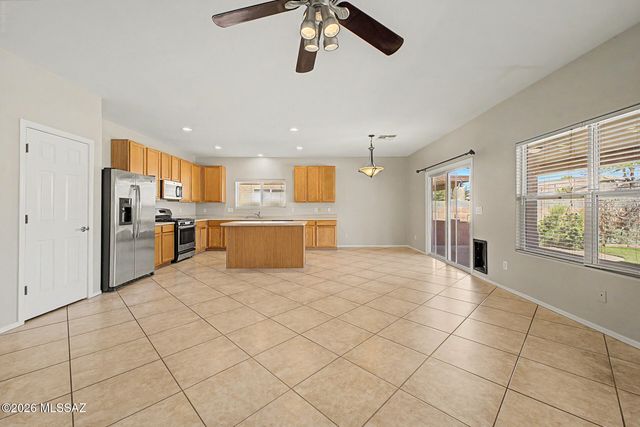 7489 S Arizona Madera Drive, Tucson, AZ 85747