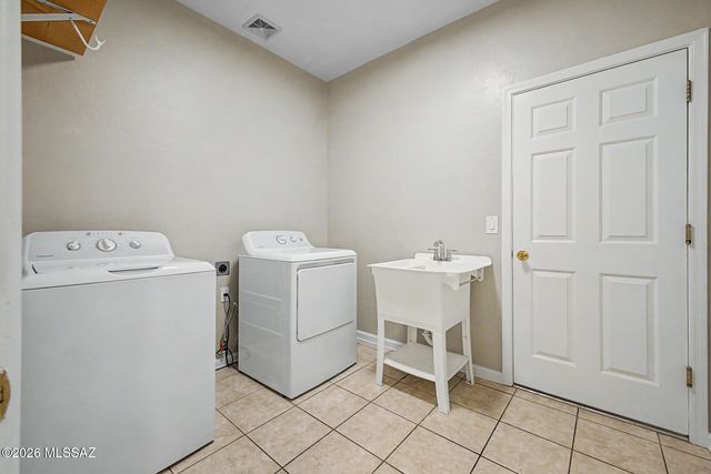 7489 S Arizona Madera Drive, Tucson, AZ 85747