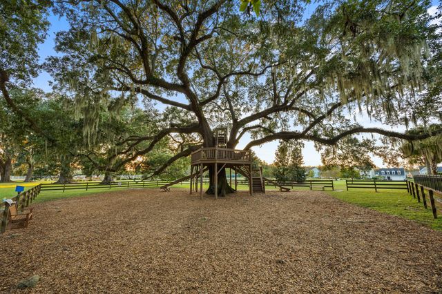 236 Oak View Way, Summerville, SC 29483