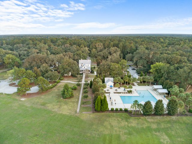 236 Oak View Way, Summerville, SC 29483