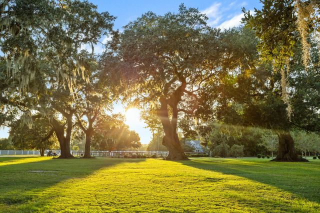 236 Oak View Way, Summerville, SC 29483