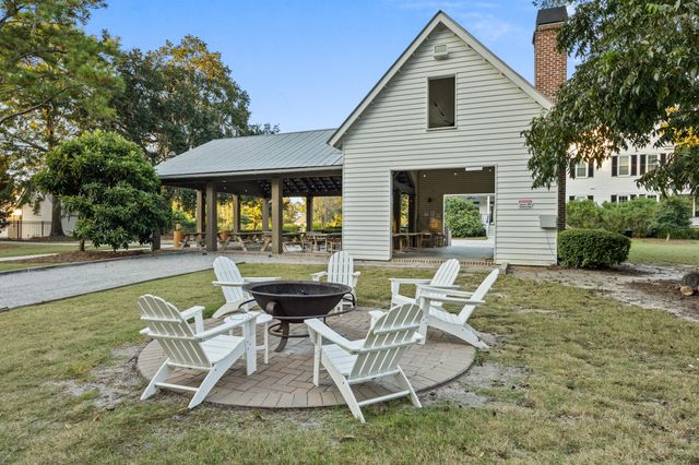 236 Oak View Way, Summerville, SC 29483